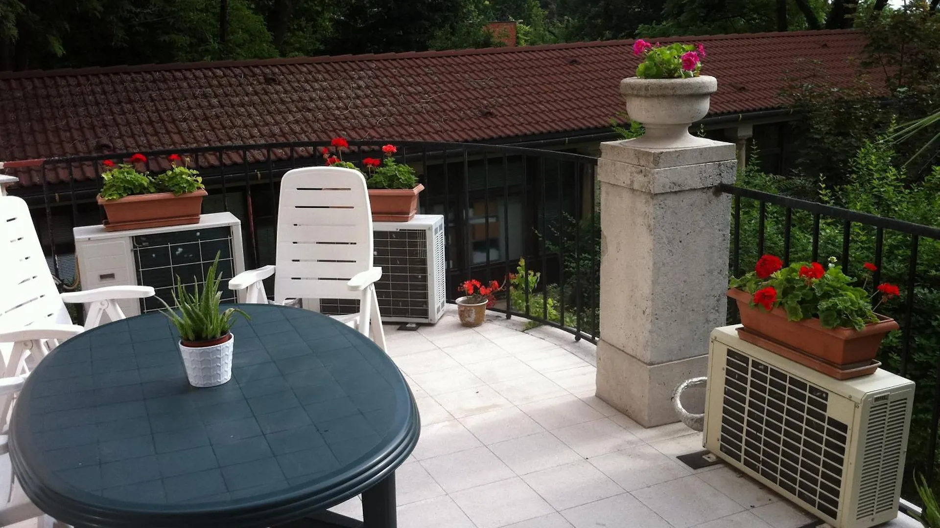 Bed and Breakfast Kalmar Panzio Budapest Ungarn