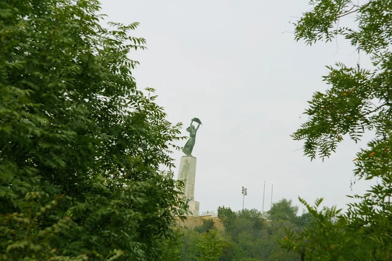 Kalmar Panzio Bed and Breakfast Βουδαπέστη 3*,