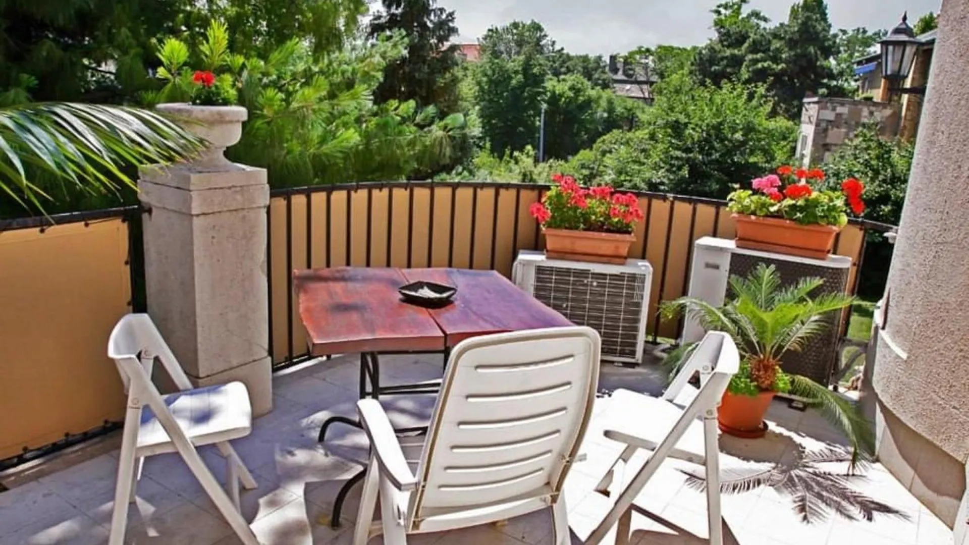 Kalmar Panzio Bed and Breakfast Βουδαπέστη